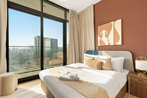 Grand Apartment | Egyptian cotton sheets, premium bedding, memory-foam beds, in-room safe - Silkhaus Al Maryah Vista 1 (Abu Dhabi)