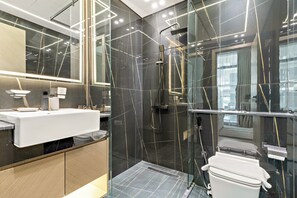 Gallery Apartment | Bathroom