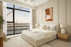 Deluxe Apartment - Silkhaus Canal Front Residence (Dubai)