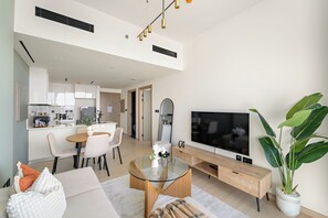 Appartement exclusif | Aire de séjour | Téléviseur connecté de 50 po avec télévision numérique