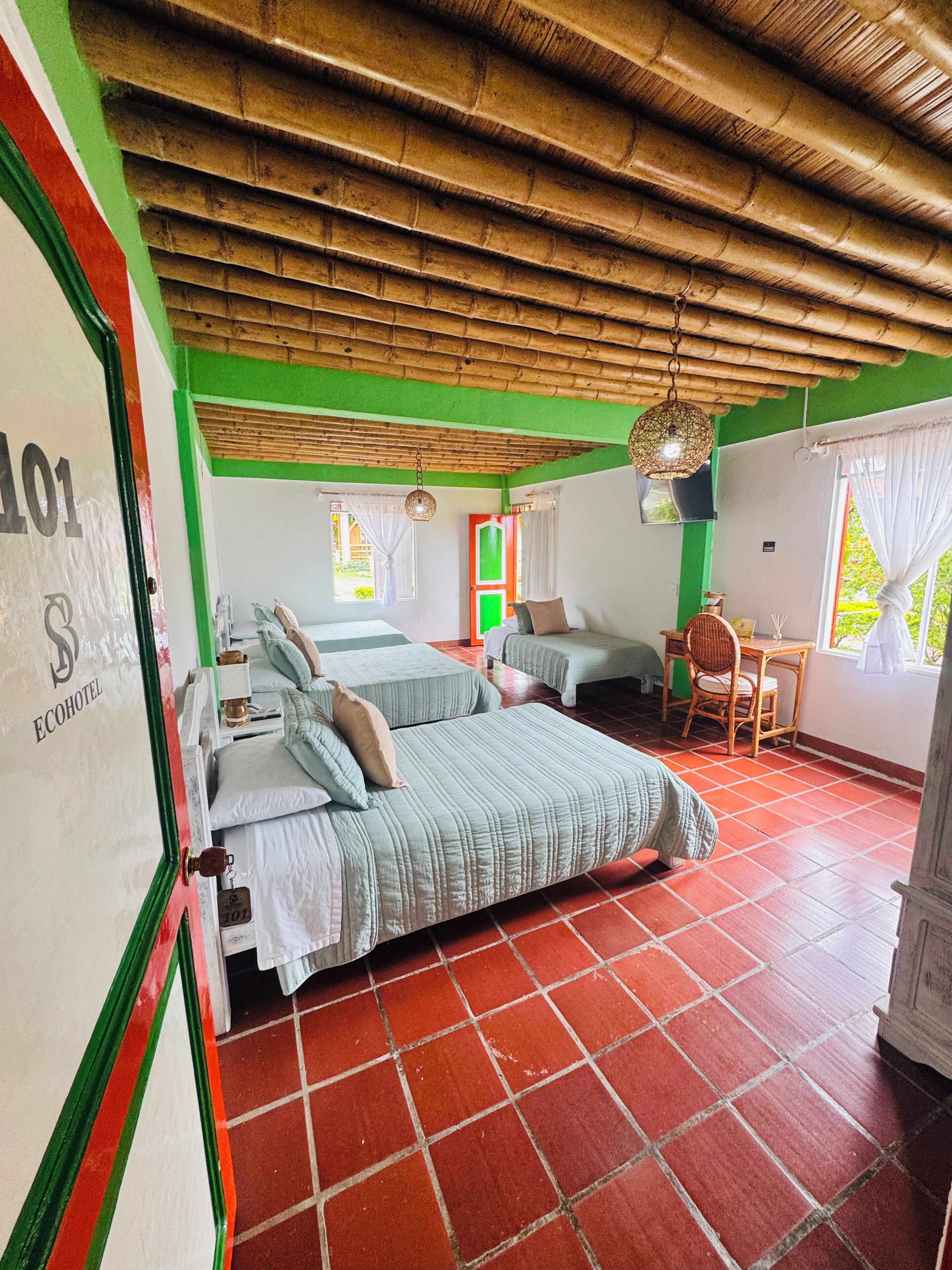 In-room safe, free WiFi