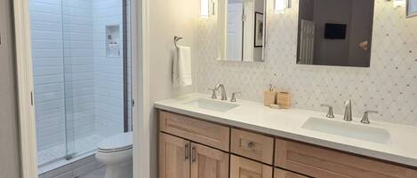 Hair dryer, towels, soap, shampoo