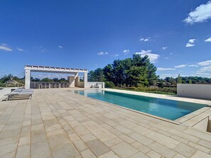 Pool - Luxury Villa with Pool in Puglia's Countryside near Martina Franca (Puglia)