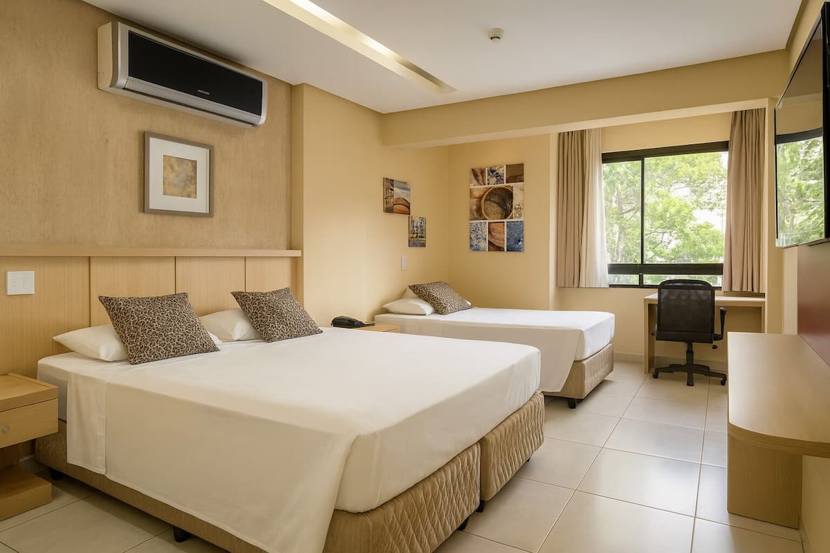 Appartement Confort, plusieurs lits, non-fumeurs, vue jardin | 1 chambre, literie hypoallergénique, fer et planche à repasser