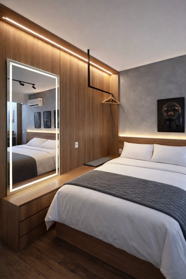 Comfort Studio, Multiple Beds, City View | Wardrobe