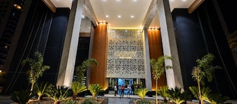 Livon Flats - Garvey Hotel