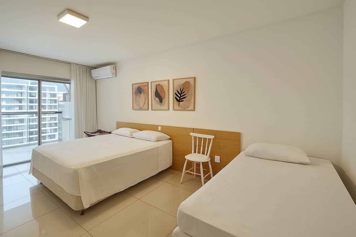 Appartement Panoramique, plusieurs lits, non-fumeurs, cuisine | 1 chambre, literie hypoallergénique, fer et planche à repasser