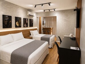 Estudio Confort, varias camas, vista a la ciudad | 1 habitación, ropa de cama de alta calidad y camas con pillow-top 