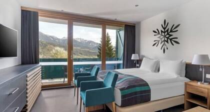 Alpine Club Resort