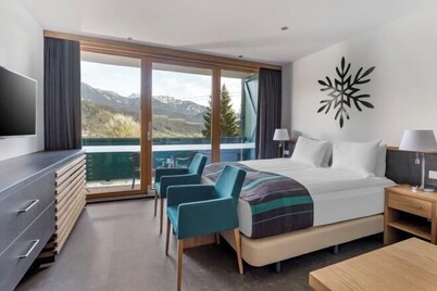 Alpine Club Resort