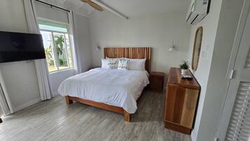 1 habitación, tabla de planchar con plancha, wifi gratis y ropa de cama