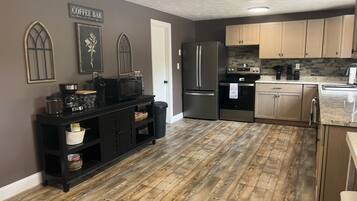 Microwave, oven, stovetop, dishwasher