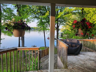 Waterfront Lakehouse!