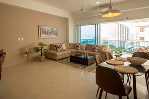 Deluxe-huoneisto | Oleskelualue