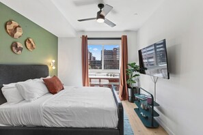 1 habitación, tabla de planchar con plancha, wifi y ropa de cama 