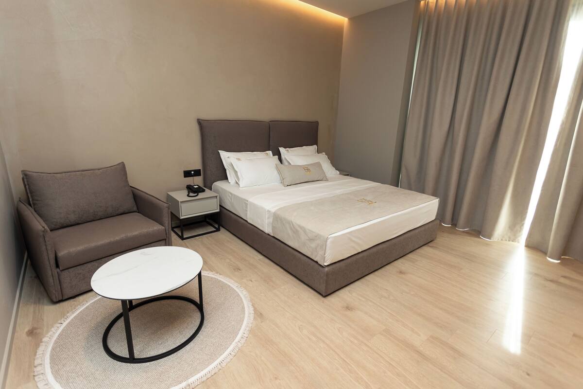 1 habitación, wifi gratis y ropa de cama