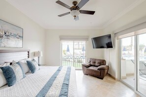 2 bedrooms, in-room safe, iron/ironing board, WiFi