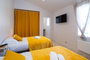 7 bedrooms, free WiFi