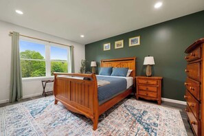 3 عدّة غرف نوم ومكواة/لوح كي وسرير سفر وواي فاي