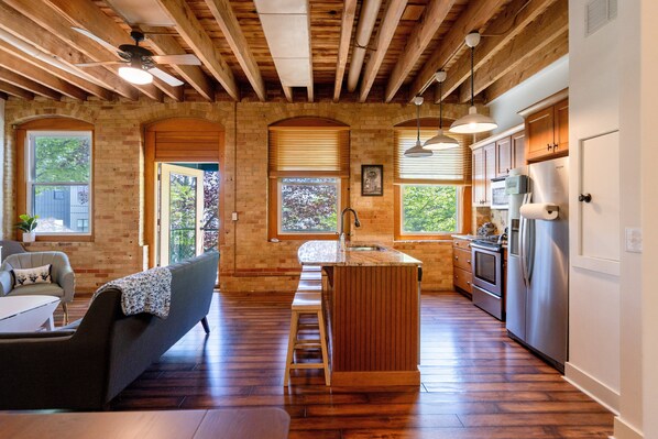 Interior - Downtown Grand Haven | Channel Views + Loft (Grand Haven)