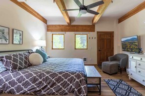 2 chambres, fer et planche à repasser, Wi-Fi gratuit, draps fournis