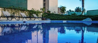 BEAUTIFUL APARTMENT WITH POOL, QUIET TO REST,