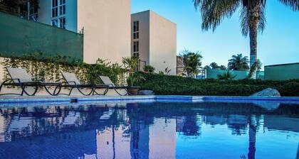 BEAUTIFUL APARTMENT WITH POOL, QUIET TO REST,