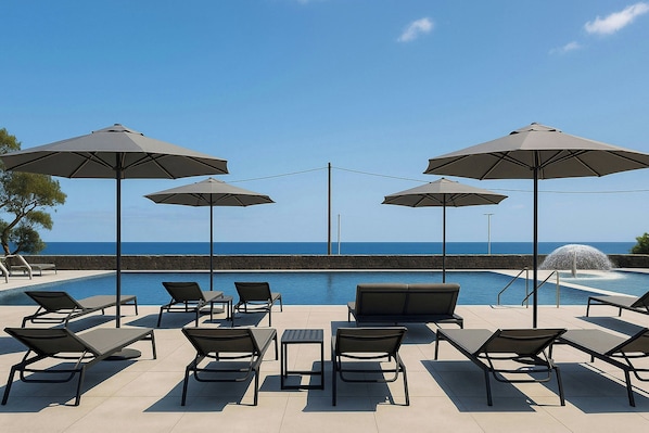 Indoor pool, outdoor pool