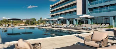 Indoor pool, outdoor pool