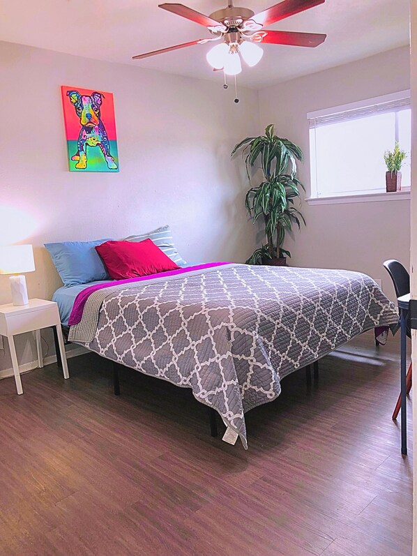 1 bedroom, iron/ironing board, free WiFi