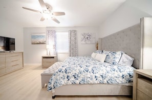 2 habitaciones, tabla de planchar con plancha, wifi y ropa de cama 