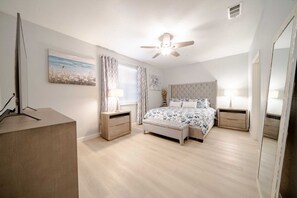 2 quartos, ferros/tábuas de passar roupa, Wi-Fi, roupa de cama