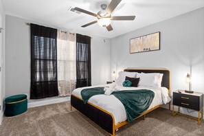 2 chambres, bureau, fer et planche à repasser, Wi-Fi gratuit