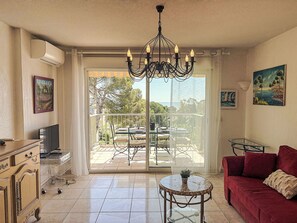 TV - Le Grand Parc by Interhome (Saint Aygulf)