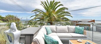 Mount Pleasant Ocean Views 3 bedroom with bathtub