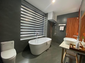 Bungalow, 1 Bedroom | Bathroom