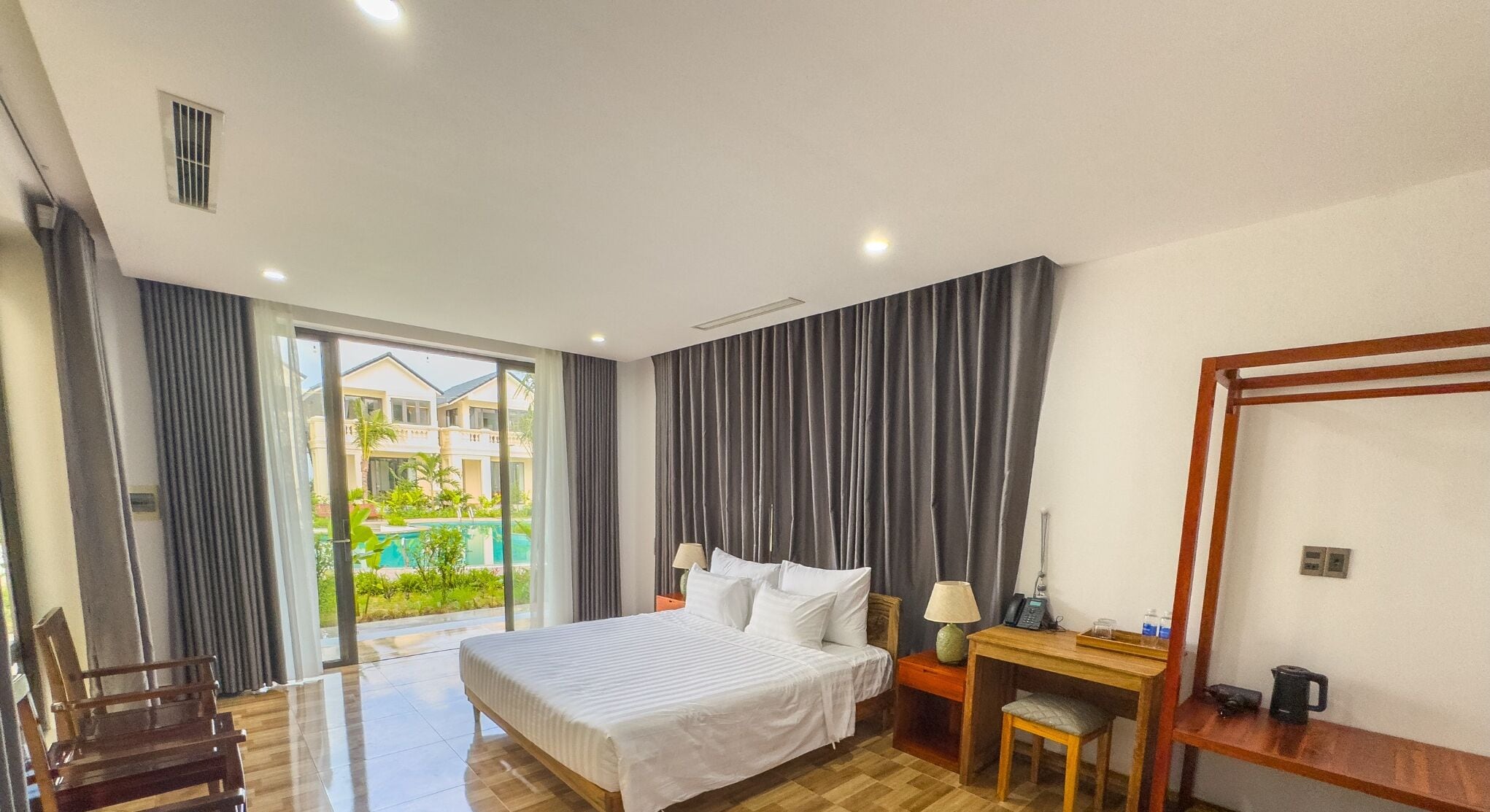 Wi-Fi gratuit, draps fournis