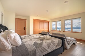 3 間睡房、熨斗/熨衫板、免費 Wi-Fi、床單