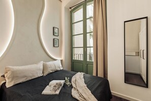 2 室のベッドルーム、アイロン / アイロン台、WiFi、ベッドシーツ