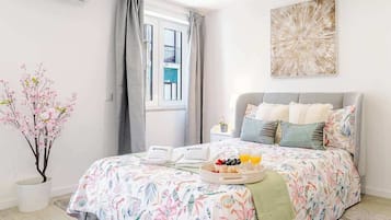 1 bedroom, iron/ironing board, travel cot, free WiFi