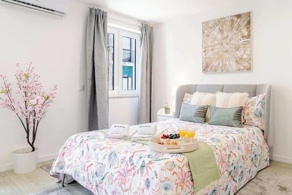 1 chambre, fer et planche à repasser, lit parapluie, Wi-Fi gratuit