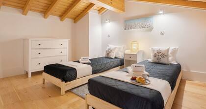 HostWise - Lovely Flat w/ Mezzanine