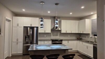 Elegance and serenity on Parkview Terrace/Élégance et sérénité sur Parkview Terr