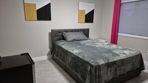 1 chambre, fer et planche à repasser, Wi-Fi