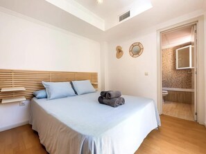 1 chambre, fer et planche à repasser, lit parapluie, Wi-Fi gratuit