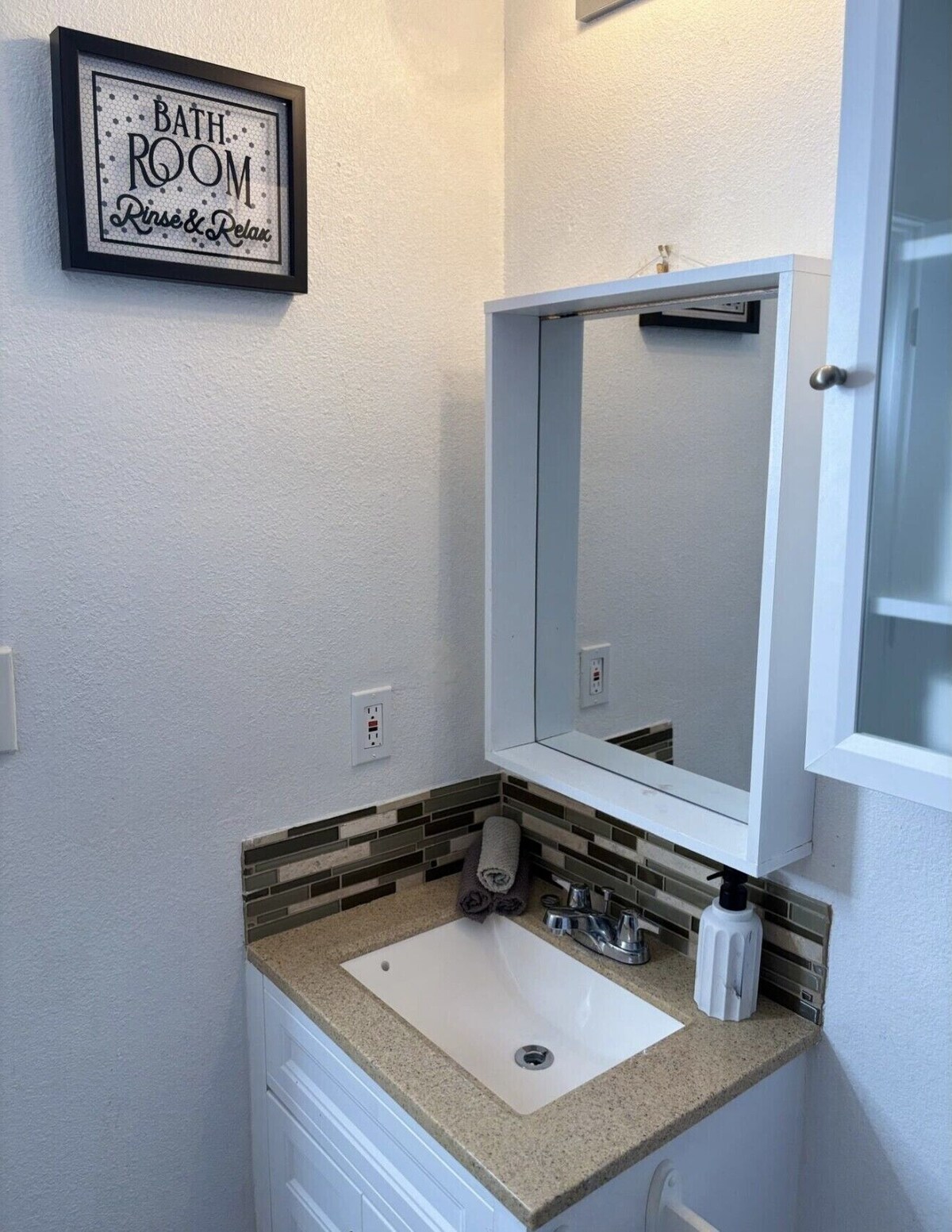 Photo 17 of CHARMING HOME MINS TO HOSPITAL, UOFH, ASTROS, ROCKETS, AIRPORT