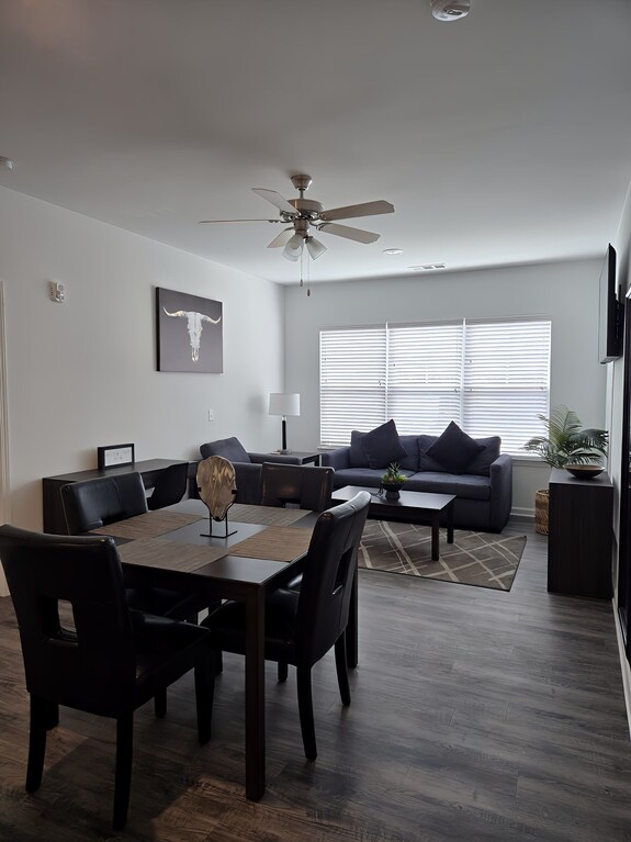 20% Off The Jax Luxe Pad - Jacksonville, FL