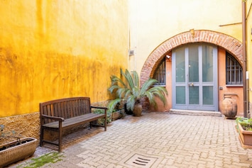 External (1)