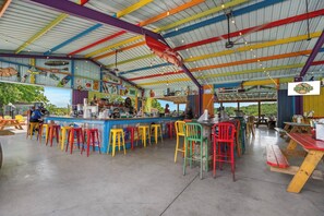 Bar (ter plaatse)