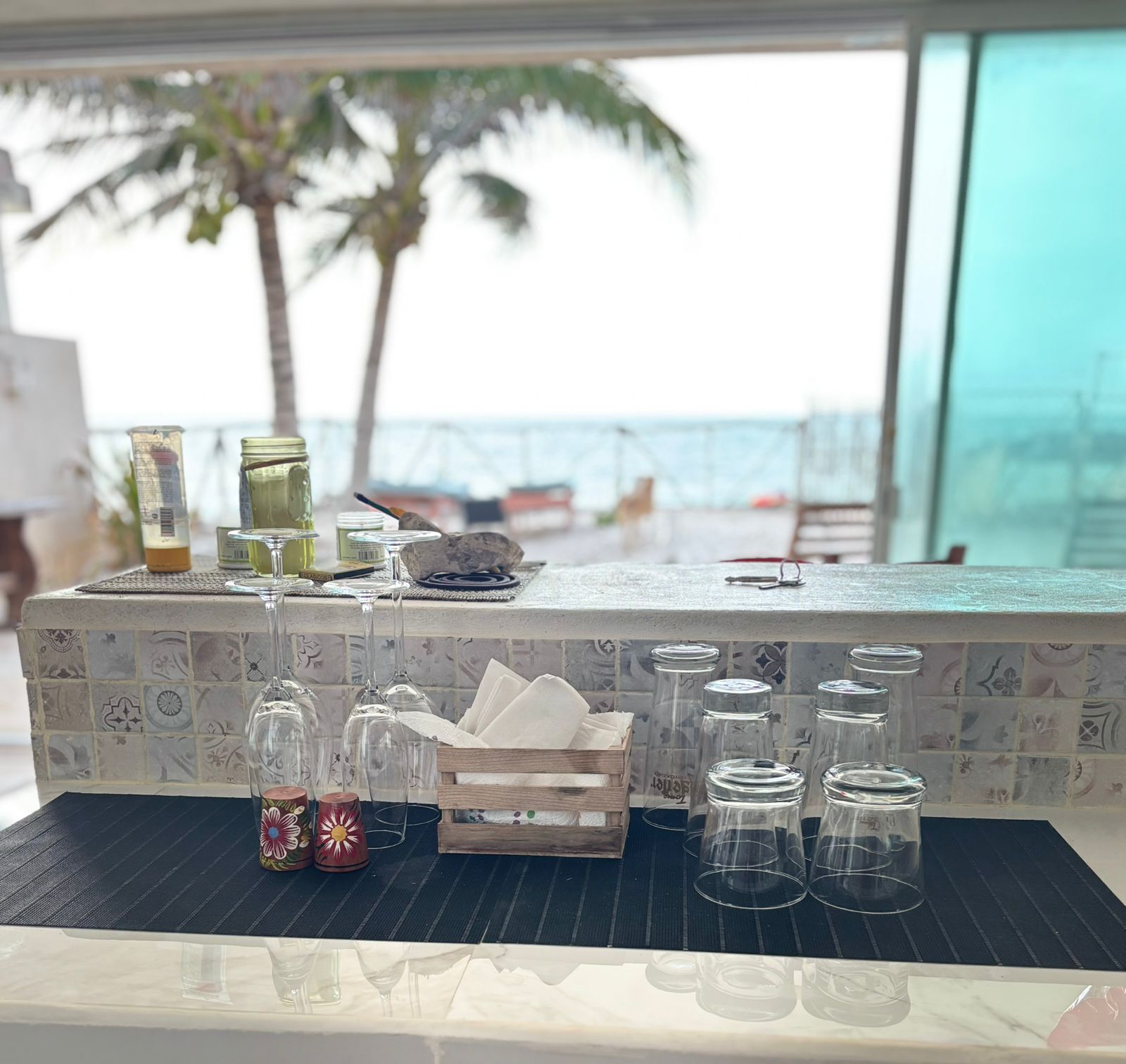 Comfort Loft, Ocean View | Dapur peribadi | Pembancuh kopi/teh, cerek elektrik, meja makan 